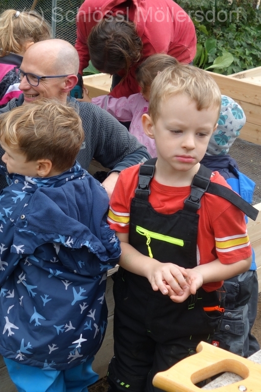 Gartenprojekt 2022 Neue Hochbeete für den Gemüsegarten Kindergarten